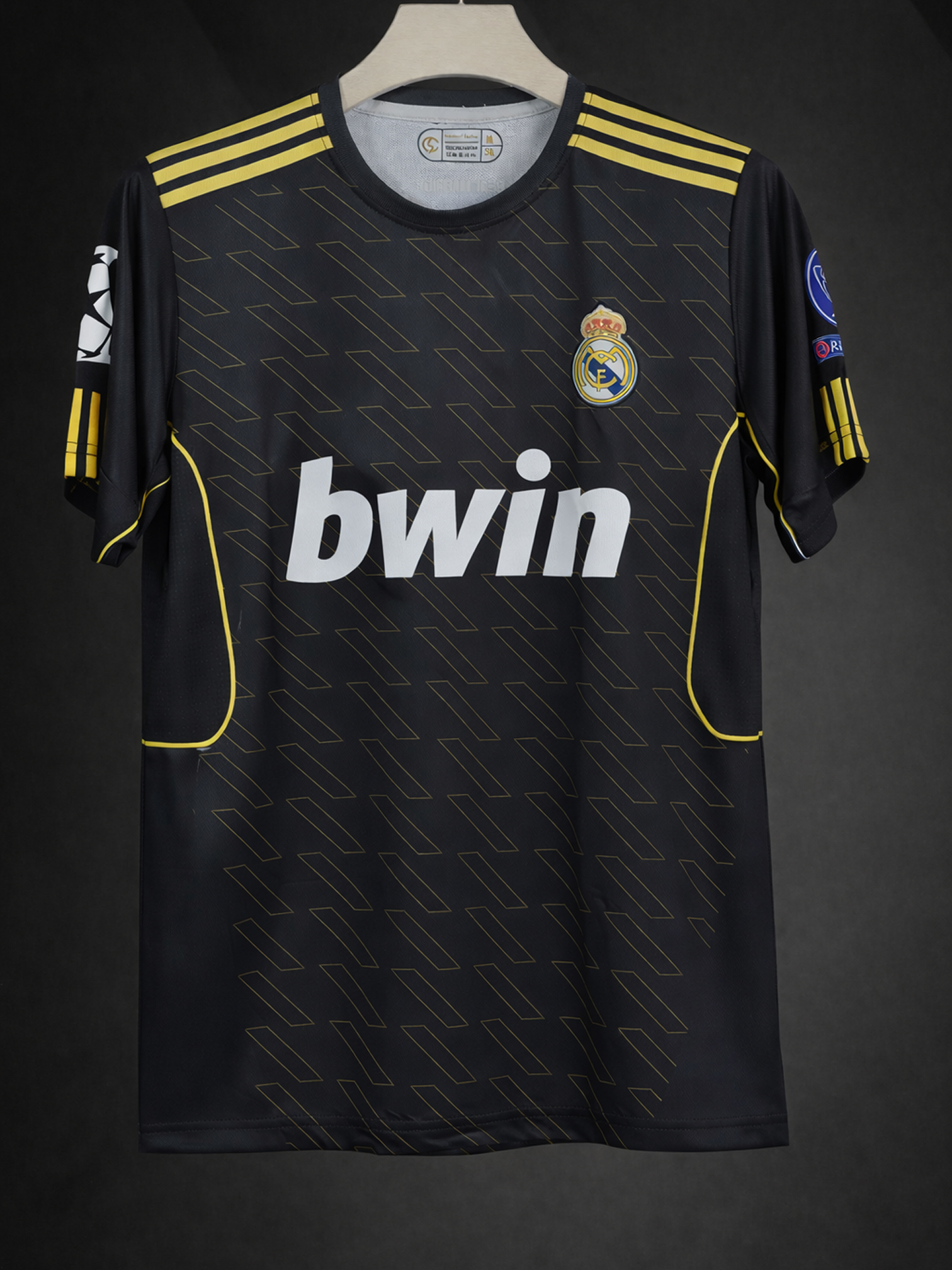 REAL MADRID 2011-12 AWAY RONALDO- 7  R/N F/S  EMB JERSEY